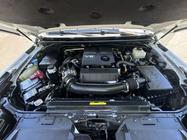 Used 2022 White Nissan SV image 30
