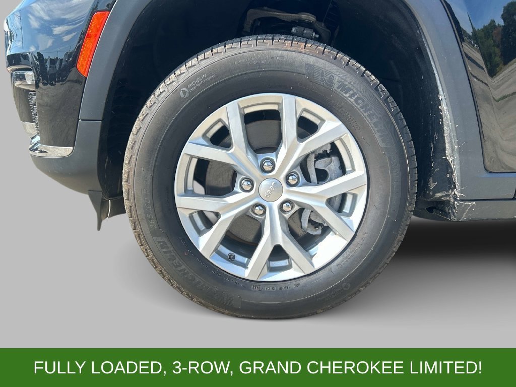 Used 2023 Black Jeep Limited image 9