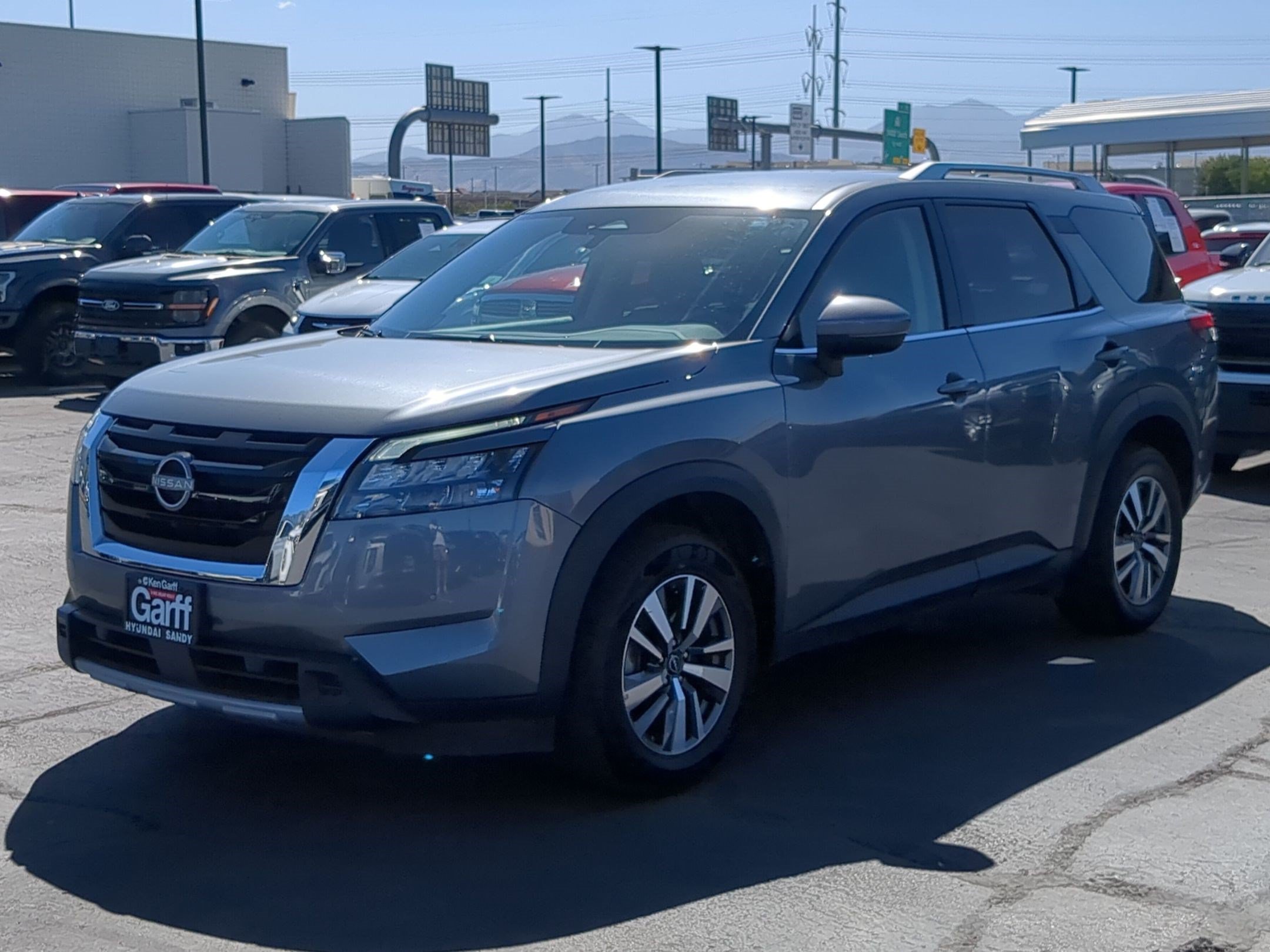 Ken Garff Cert 2025 Gun Metallic Nissan SL image 9