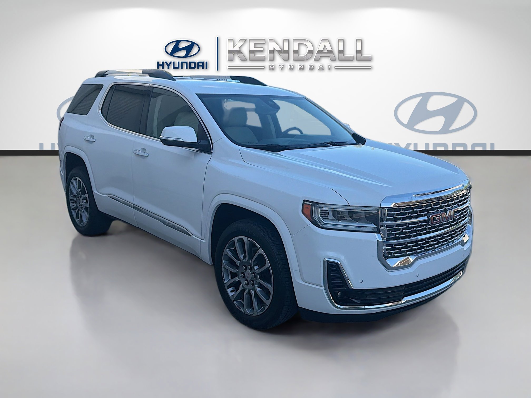 2023 GMC Acadia Denali AWD's photo