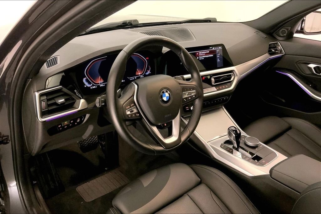 Used 2022 Mineral Grey Metallic BMW 330i xDrive image 21