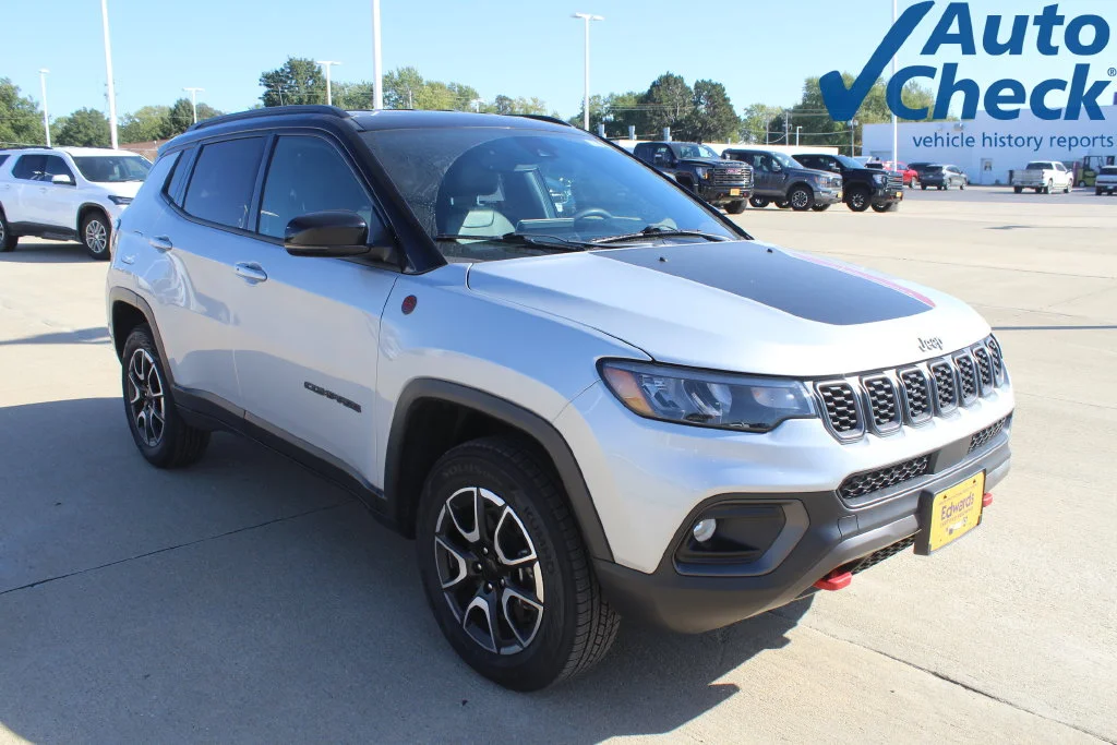 2024 Jeep Compass Trailhawk