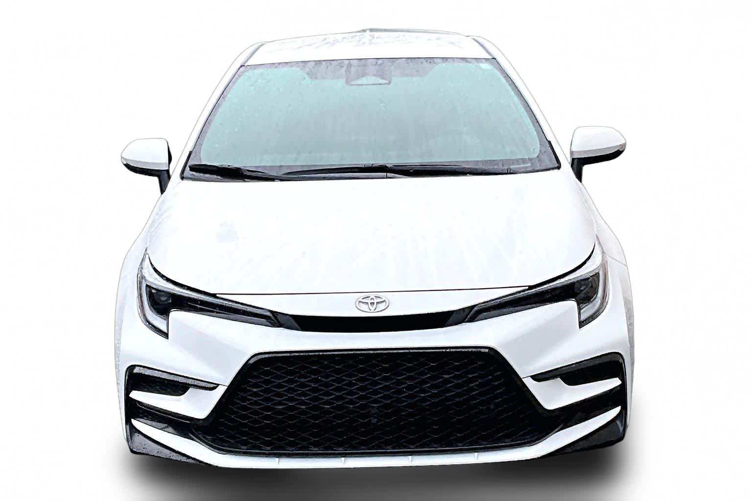 Used 2024 Ice Cap Toyota SE image 4