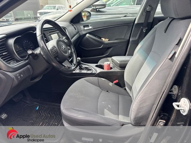 Used 2015 Black Kia Base image 7