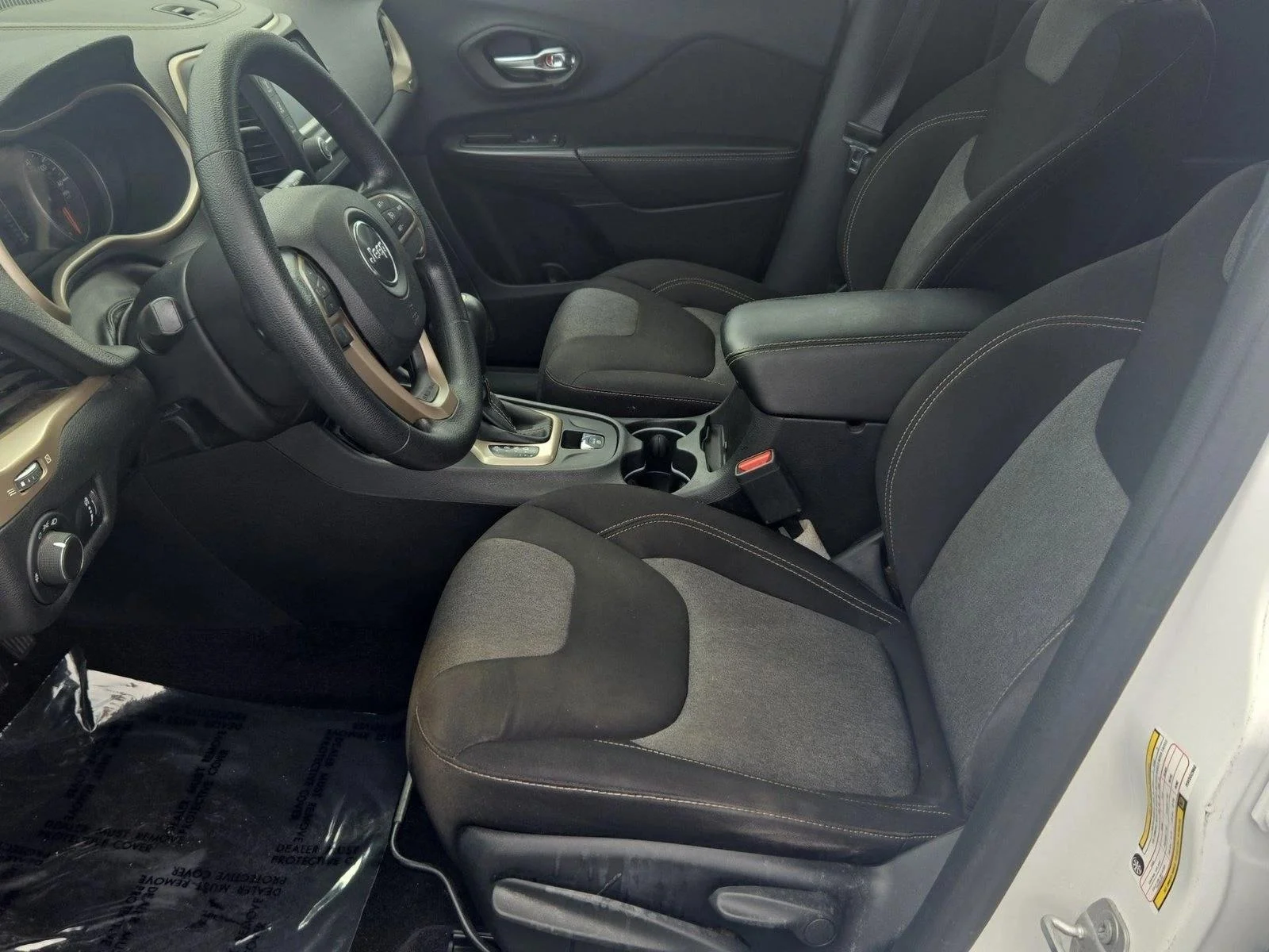 Used 2017 Bright White Clearcoat Jeep Sport image 14