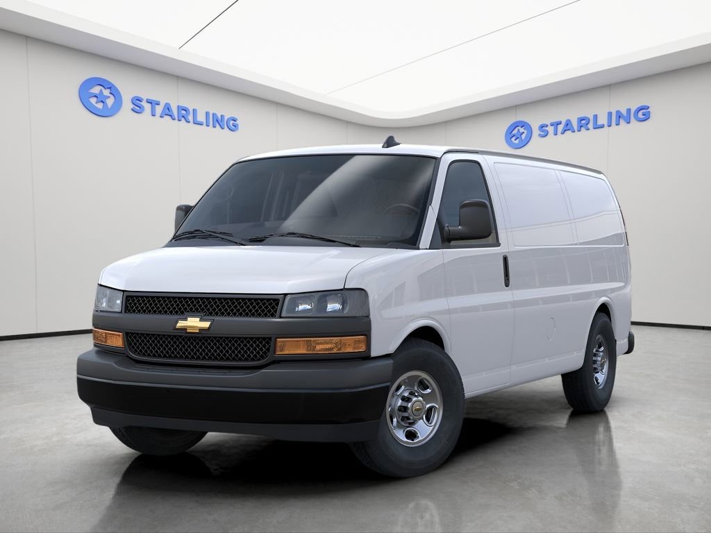 New 2025 Summit White Chevrolet WT image 1