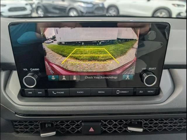 Used 2025  Honda SE image 11