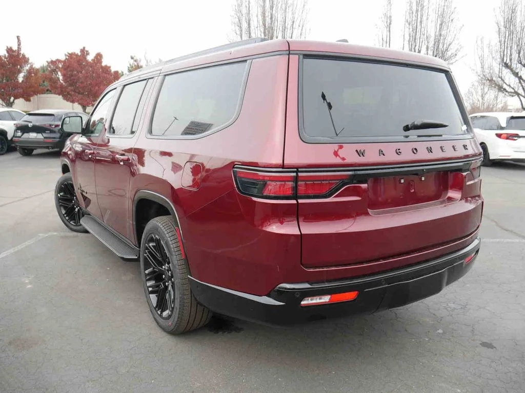 2025 Jeep Wagoneer L Series II - Photo 22