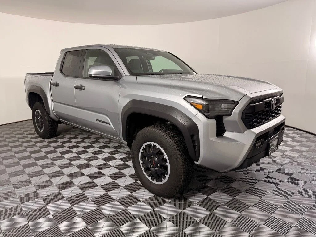 Used 2025 Silver Toyota TRD Off-Road image 5