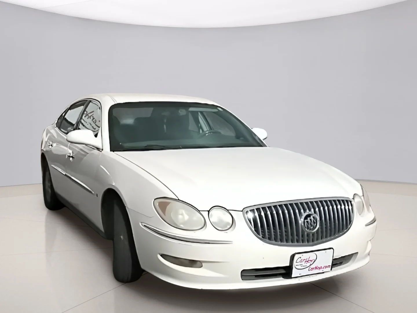 Used 2009 White Buick CX image 4