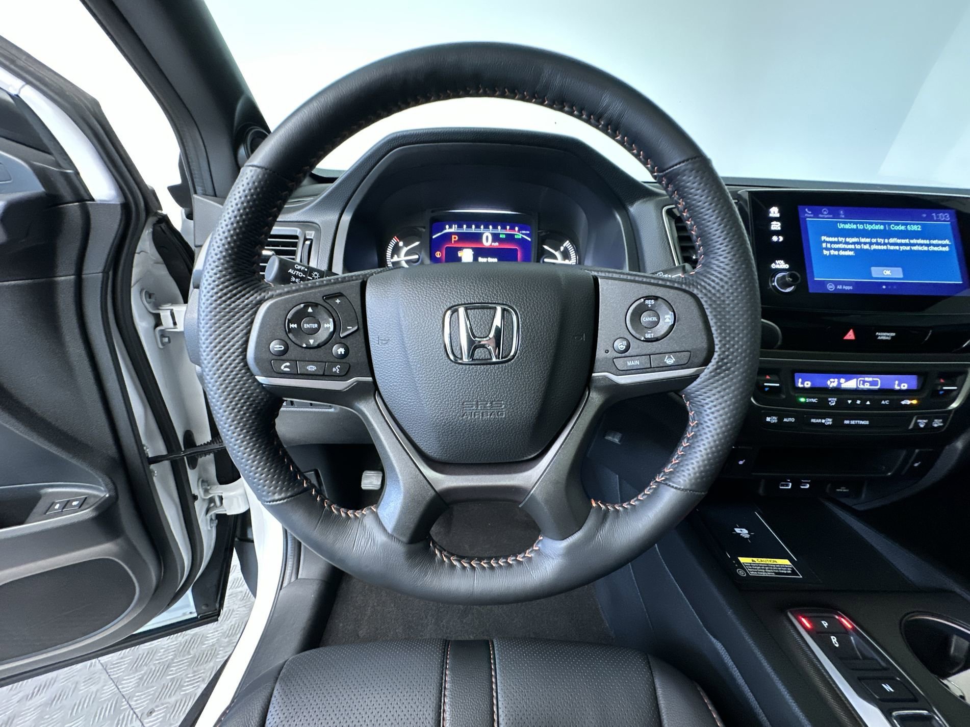 Used 2025 Platinum White Pearl Honda TrailSport image 15