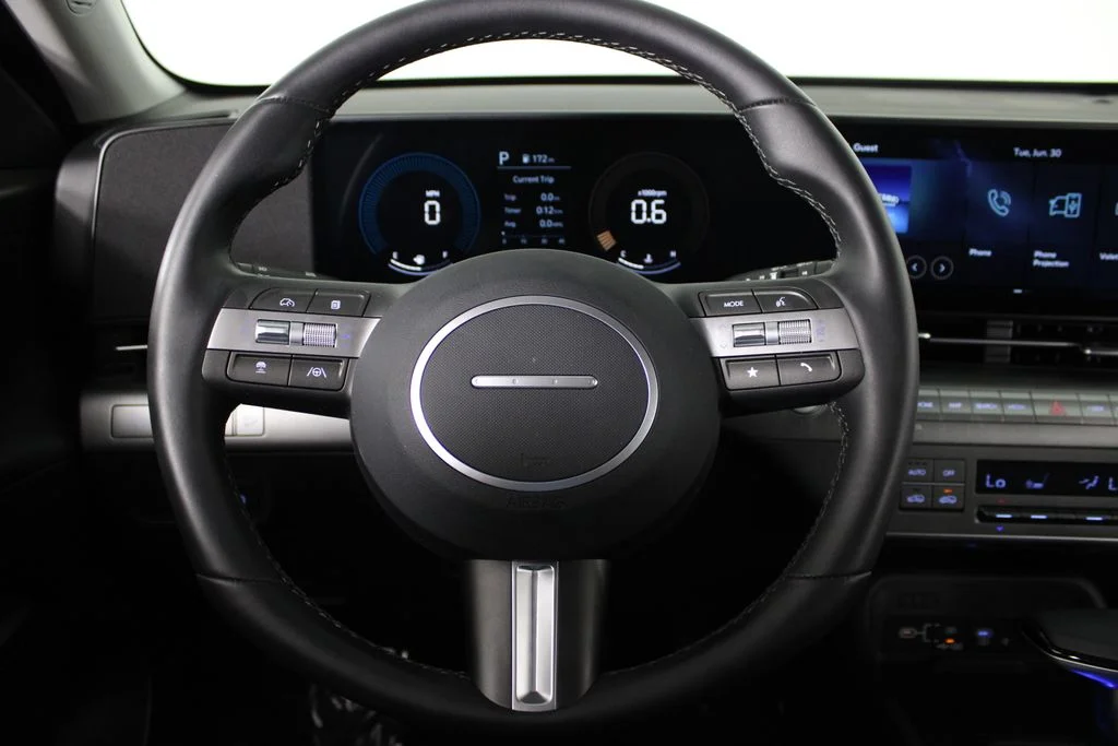 Used 2026 White Hyundai SEL Sport image 26