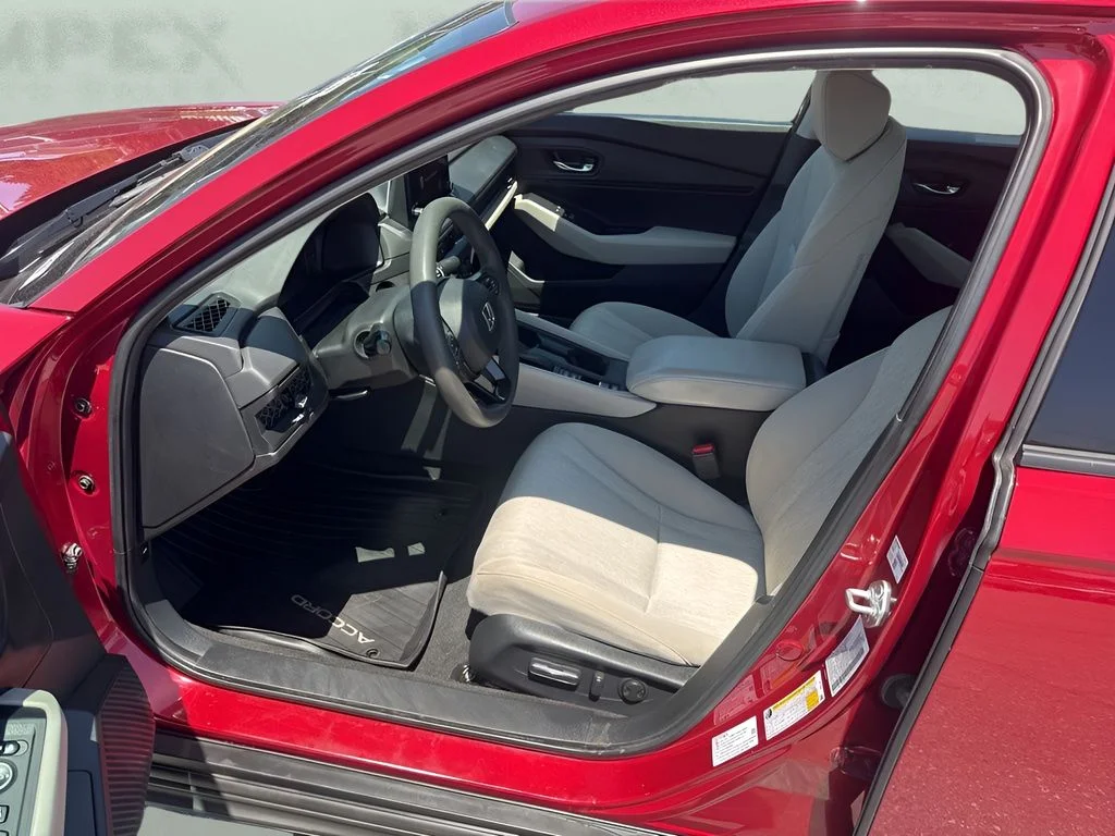 Used 2023 Red Honda EX image 9