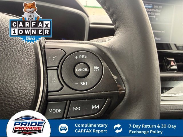Used 2022 Off-white Toyota XLE image 25