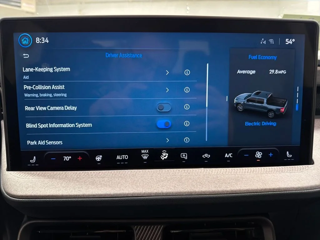 2025 Ford Maverick XLT - Photo 25