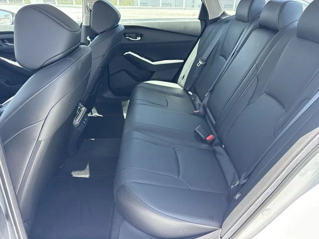 Used 2024 White Honda EX-L image 23