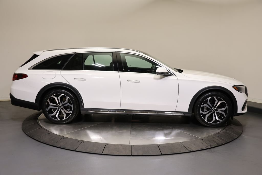 New 2027 Polar White Mercedes-Benz E 450 image 8