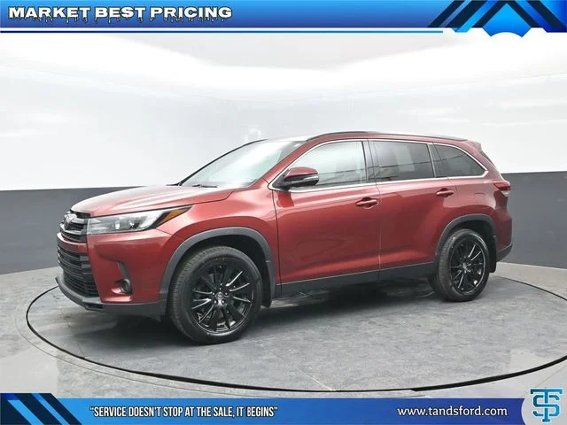 2019 Toyota Highlander SE