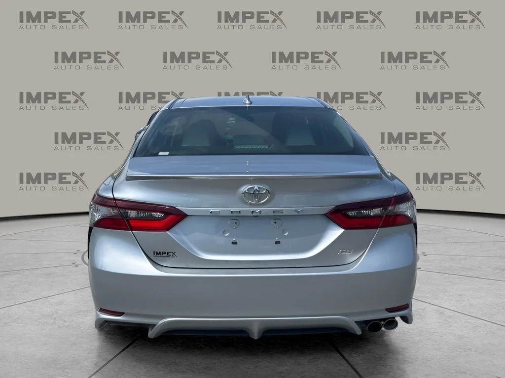 Used 2022 Silver Toyota SE image 4
