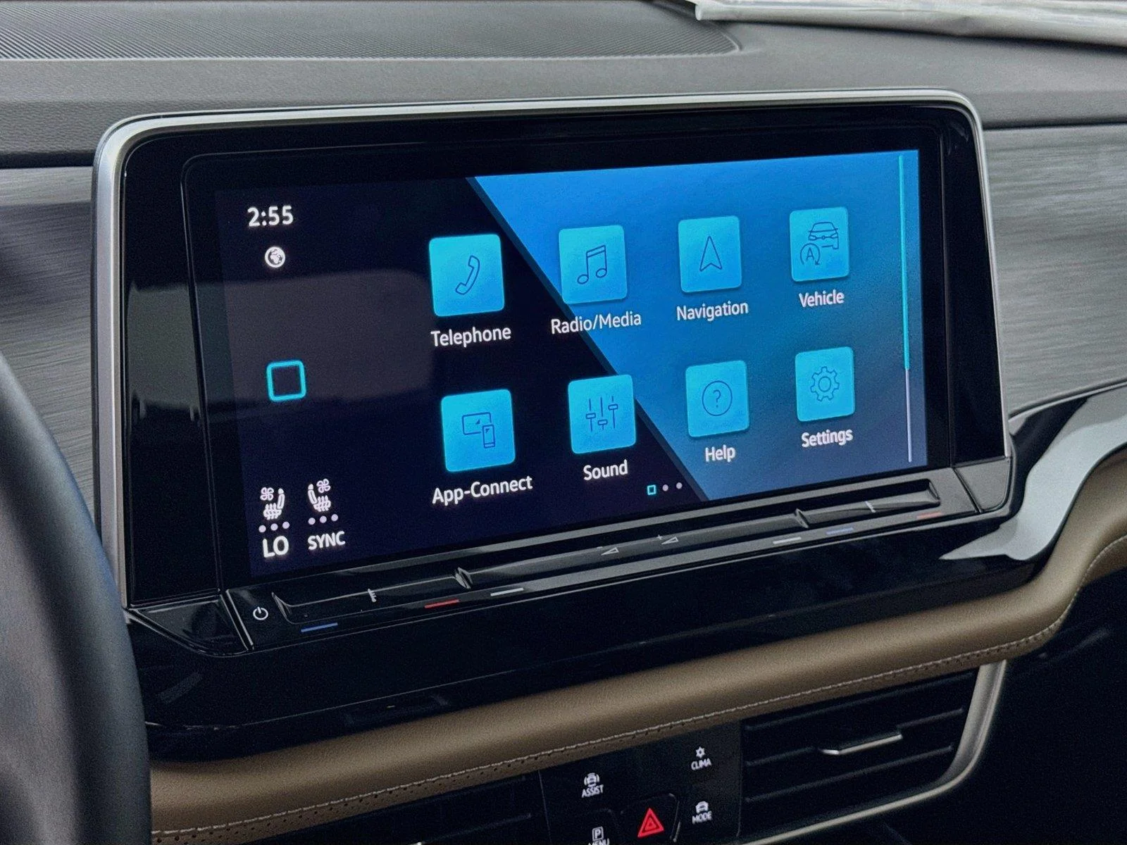 New 2026 Deep Black Pearl Volkswagen 2.0T SE w/Technology image 14
