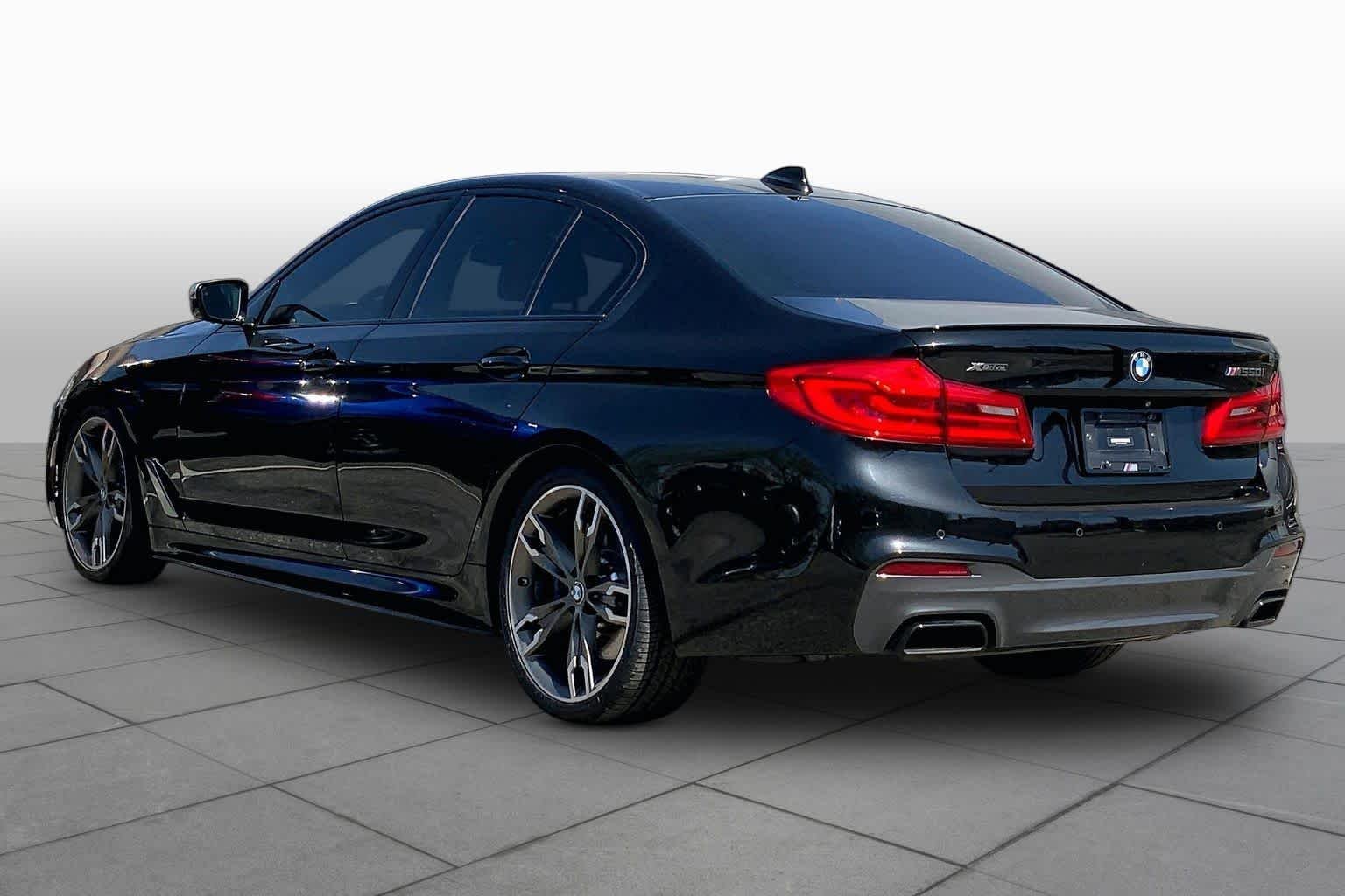 Used 2019 Black Sapphire Metallic BMW M550i xDrive image 10