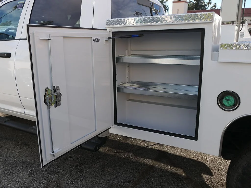 2026 RAM 3500 Tradesman - Photo 9