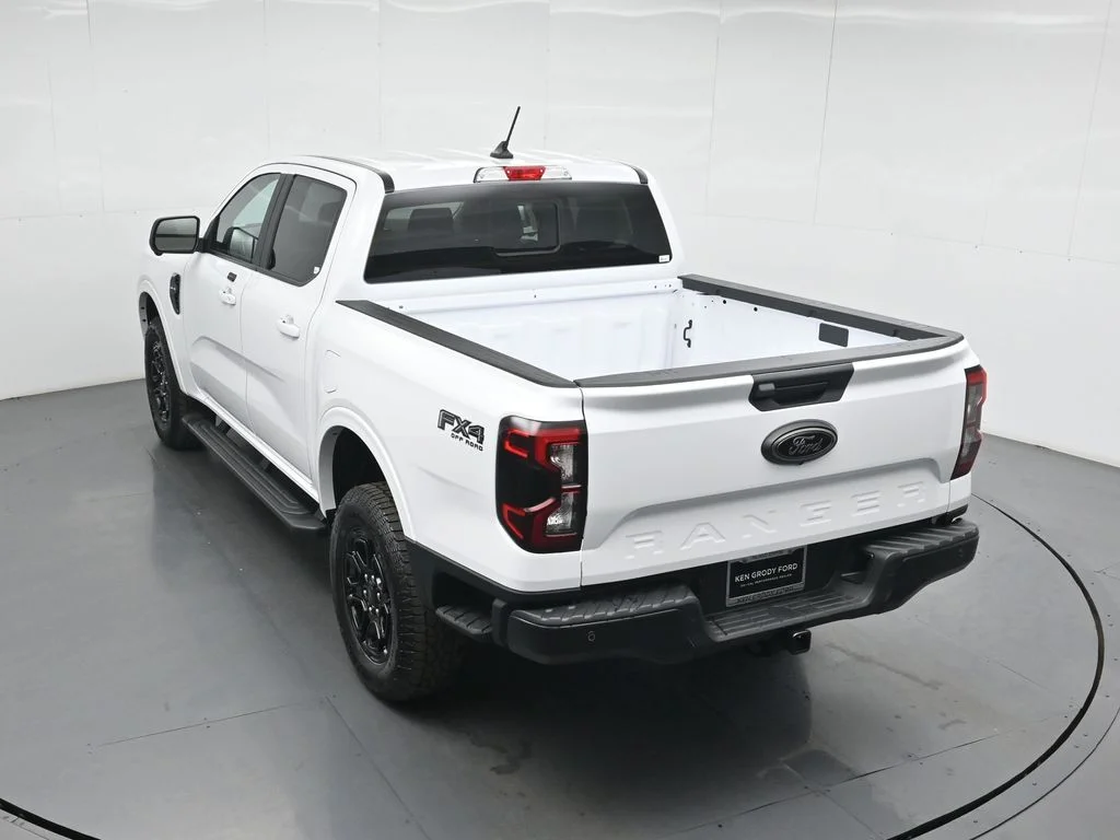 New 2026 Oxford White Ford Lariat image 39