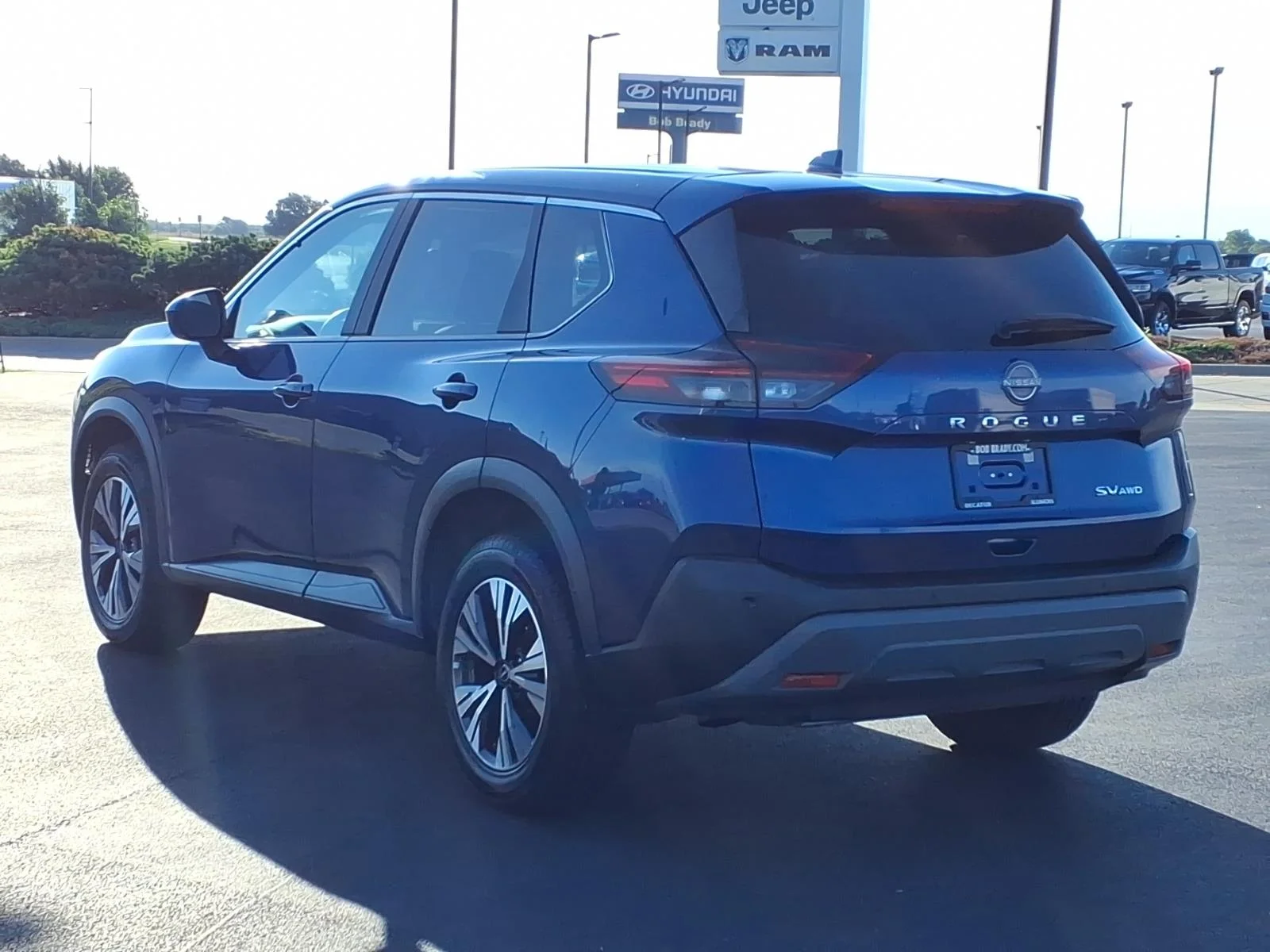 Used 2023 Caspian Blue Metallic Nissan SV image 14