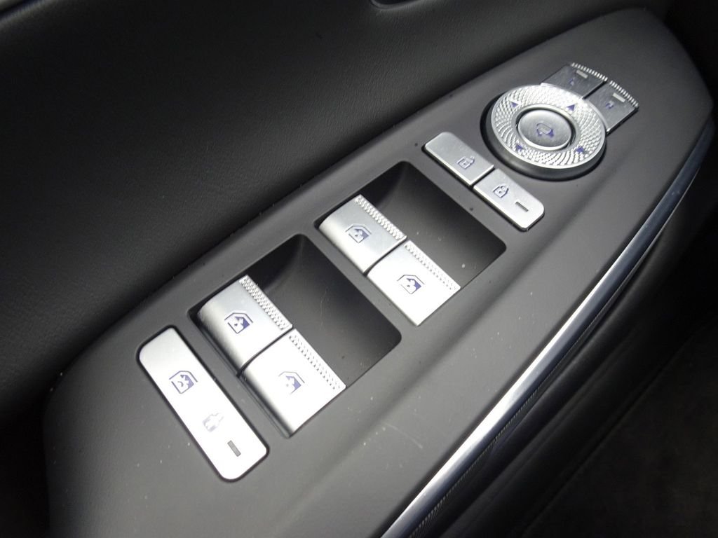 2025 GENESIS GV70 Sport - Photo 20