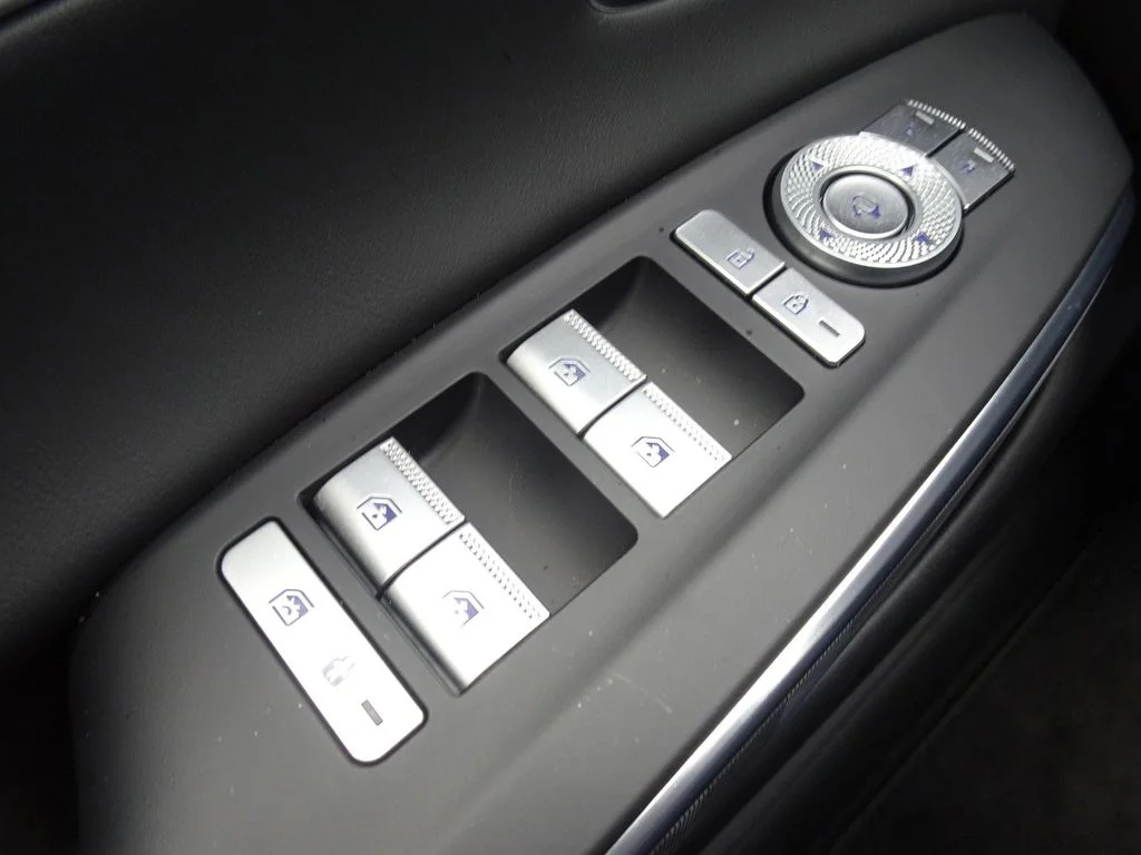 2025 GENESIS GV70 Sport - Photo 20