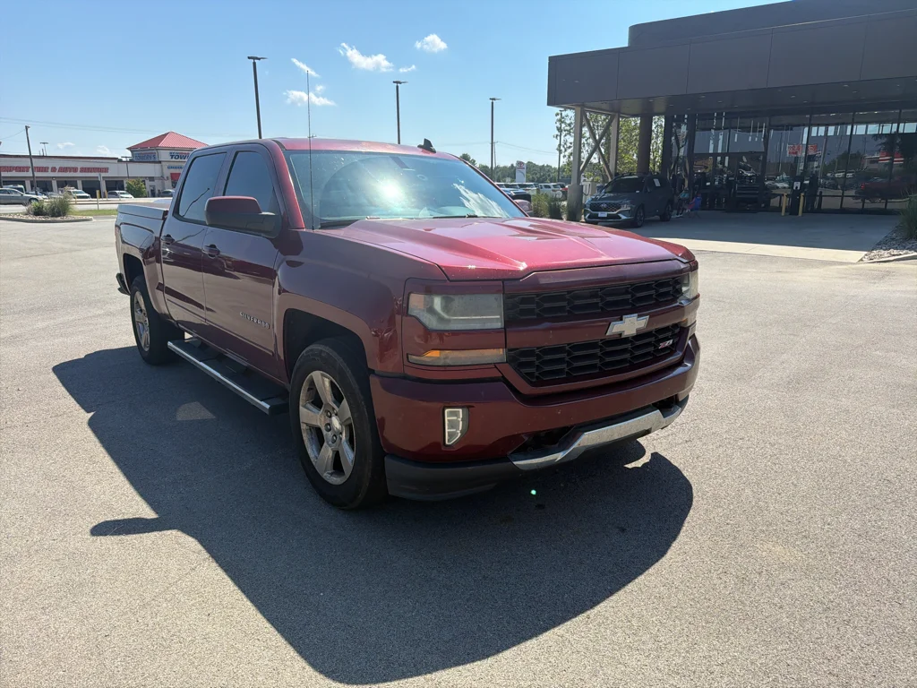 Used 2016 Siren Red Tintcoat Chevrolet LT image 1