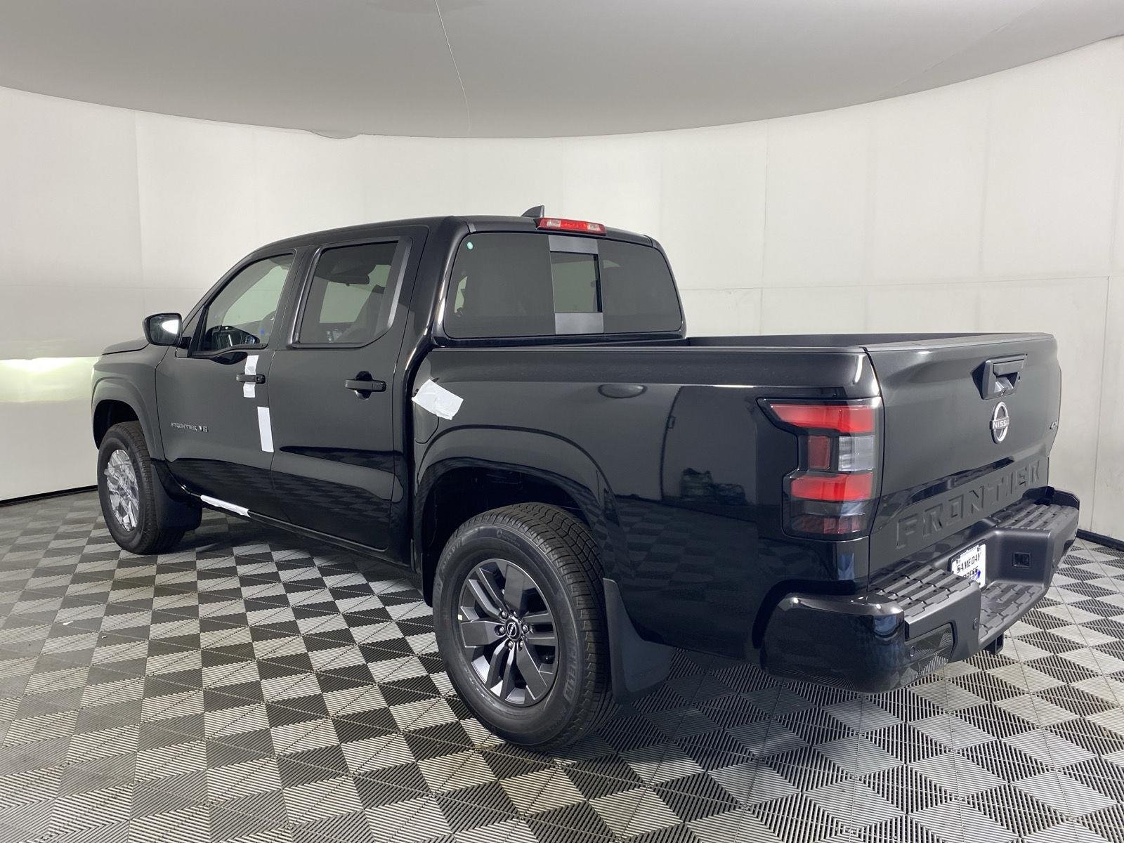 New 2027 Super Black Nissan SV image 17