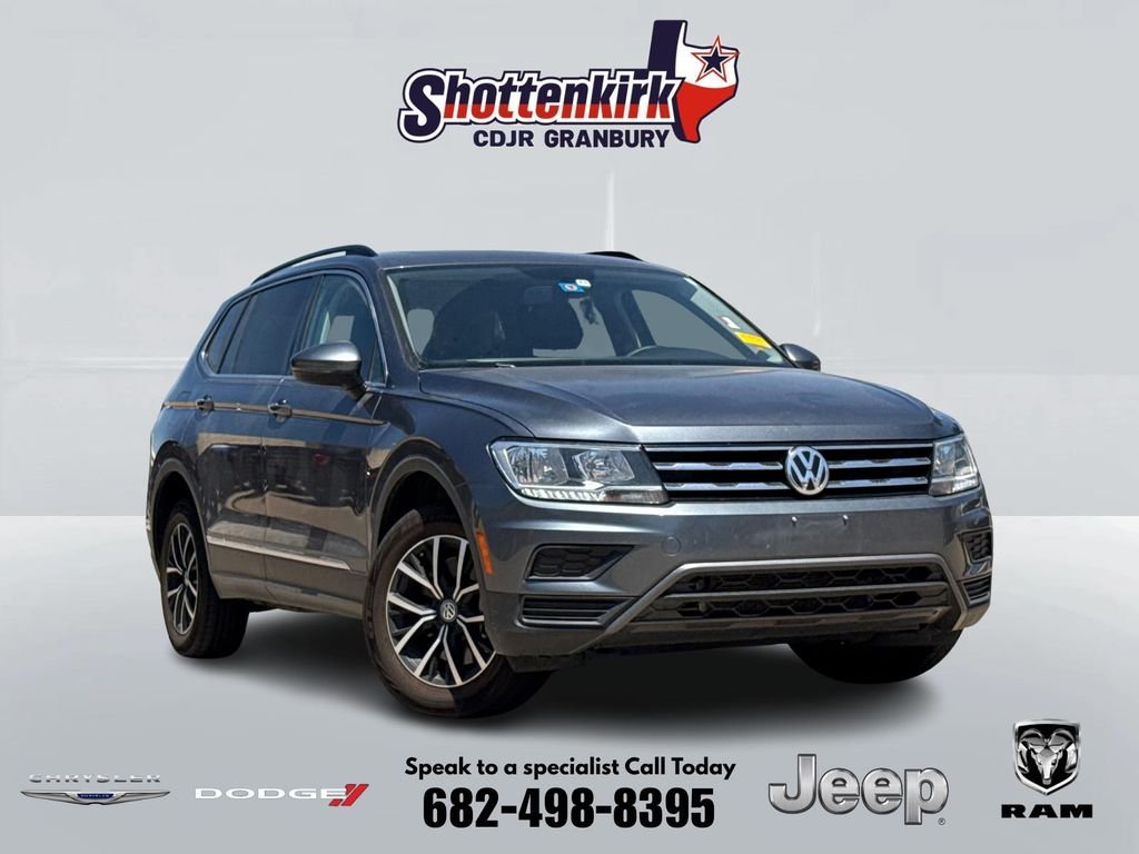 Used 2021 Gray Volkswagen 2.0T SE image 1