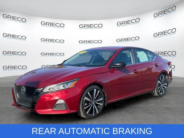 Used 2022 Red Nissan 2.5 SR image 3