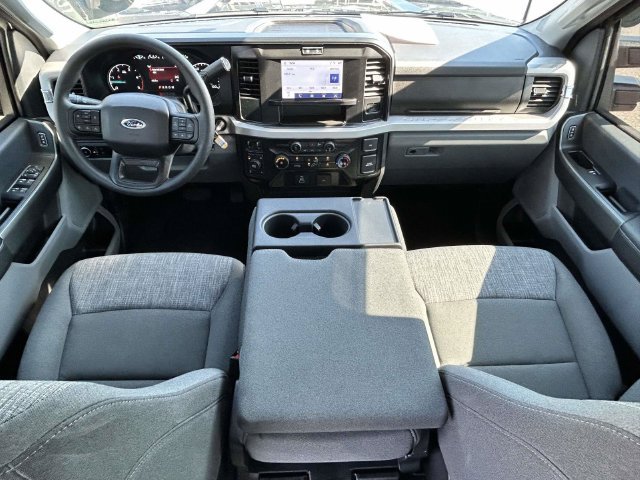 Used 2026 Gray Ford XLT image 4