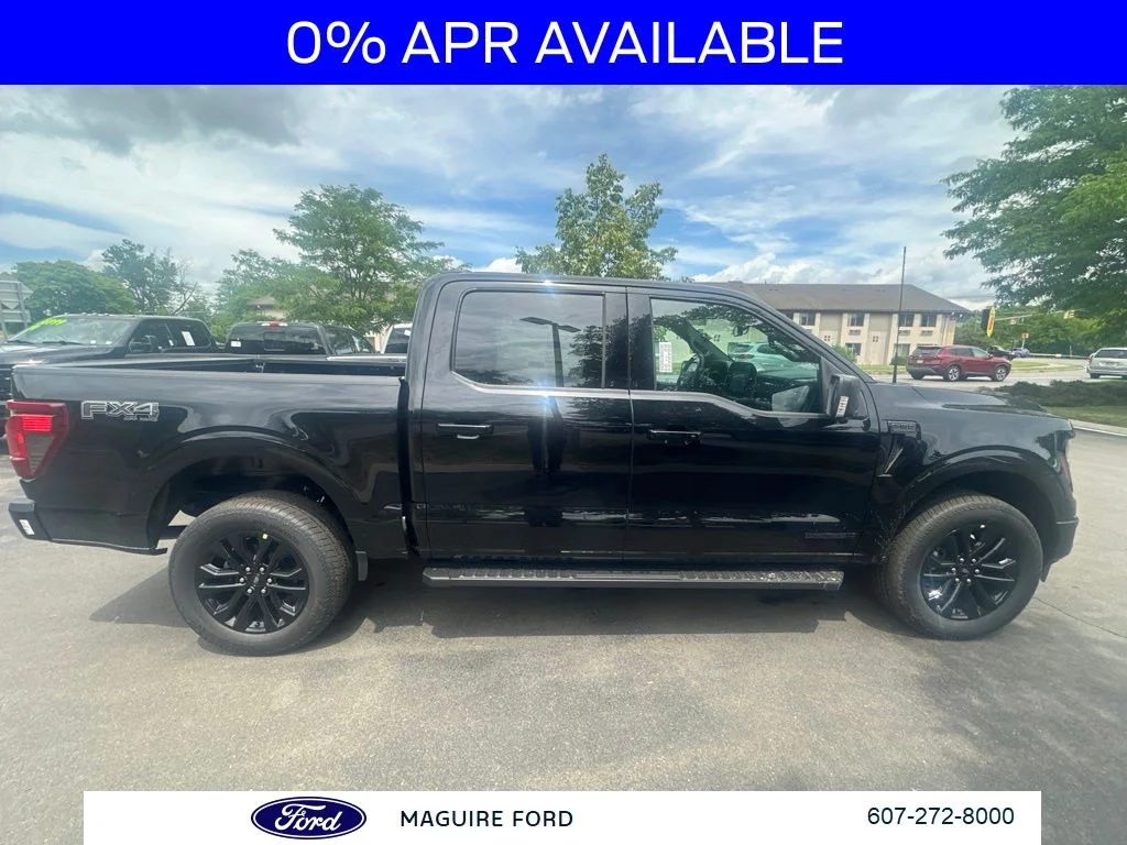 New 2026 Agate Black Metallic Ford XLT image 3