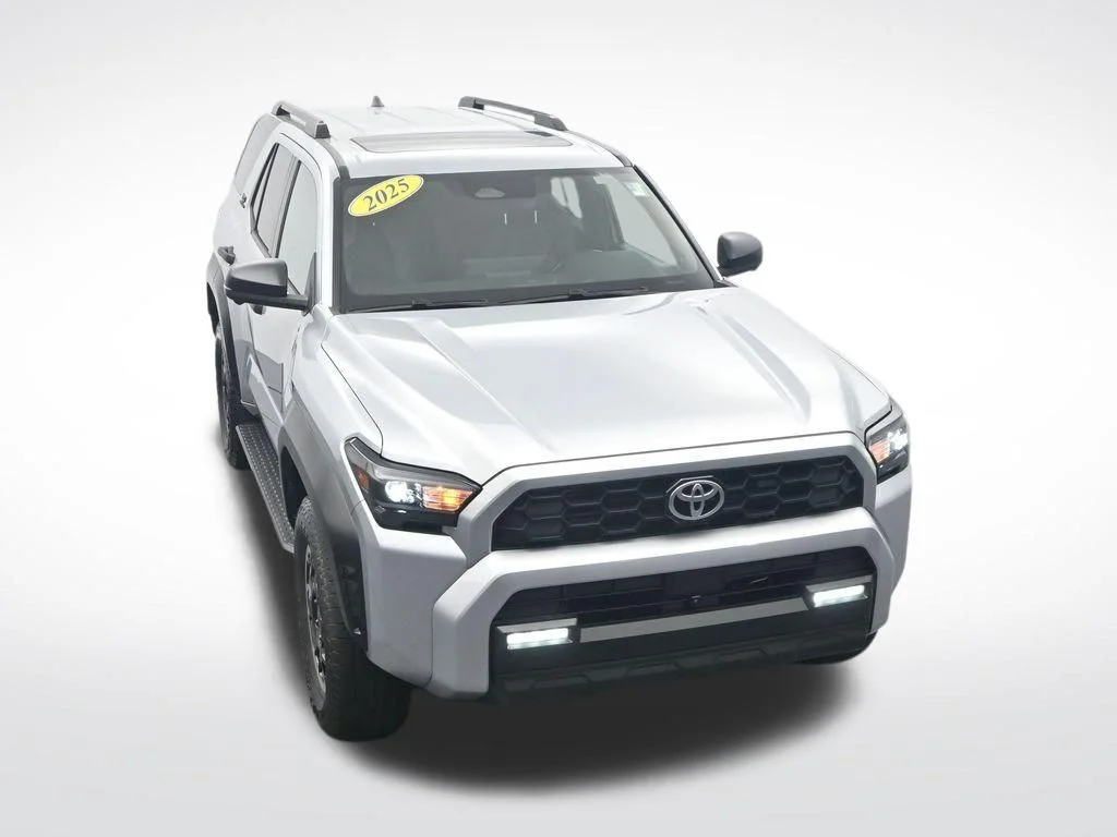 Used 2025  Toyota TRD Off-Road Premium image 34