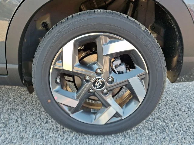 New 2026 Gray Hyundai SEL image 18