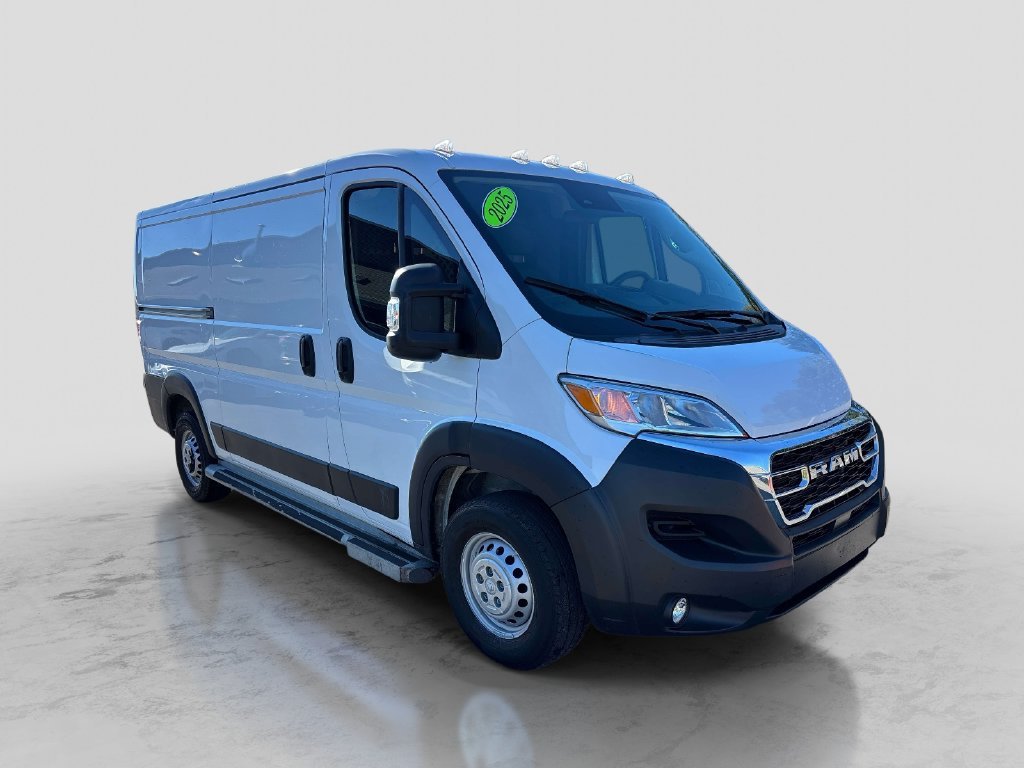 Used 2025 White Ram Base image 5
