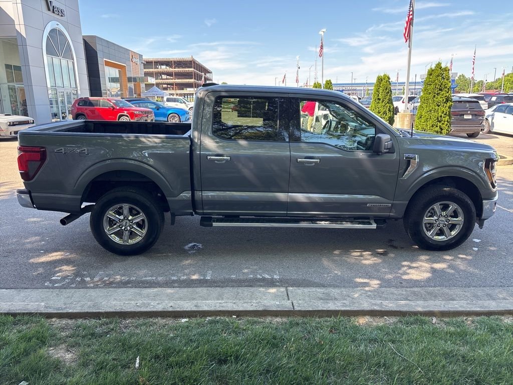Used 2024 Gray Ford XLT image 6