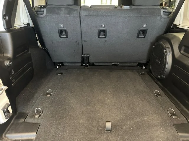 Used 2023 White Jeep Rubicon image 21