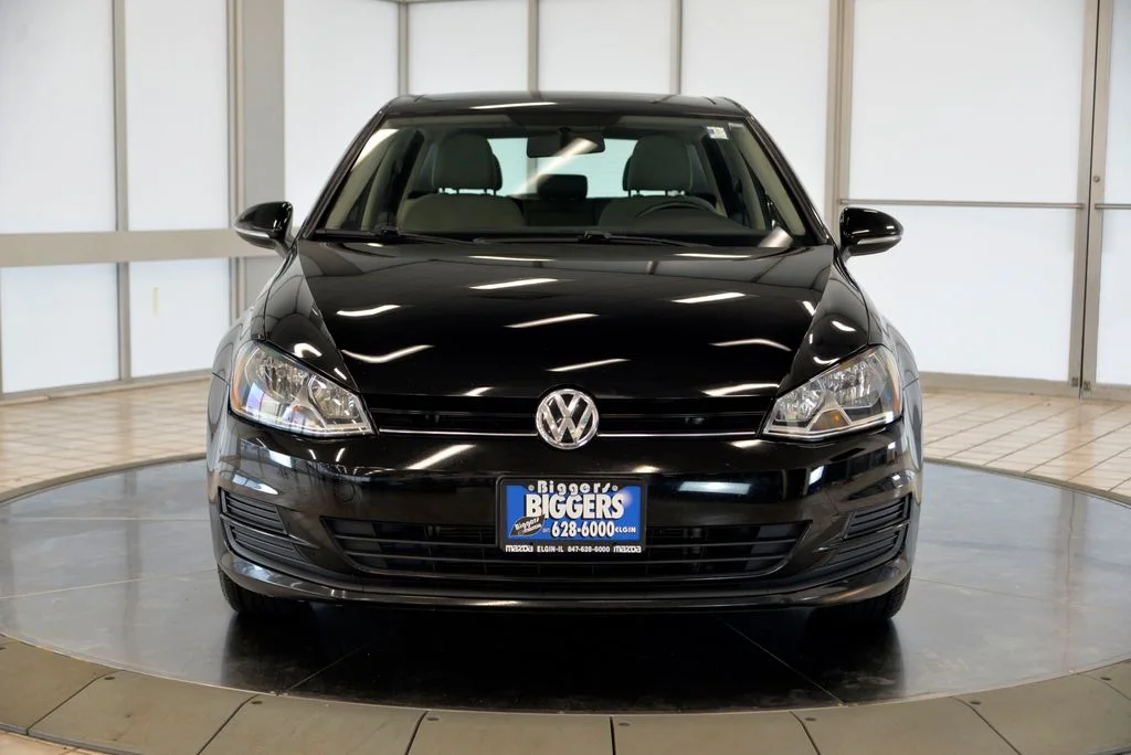 Used 2016 Black Volkswagen TSI S 4-Door image 3