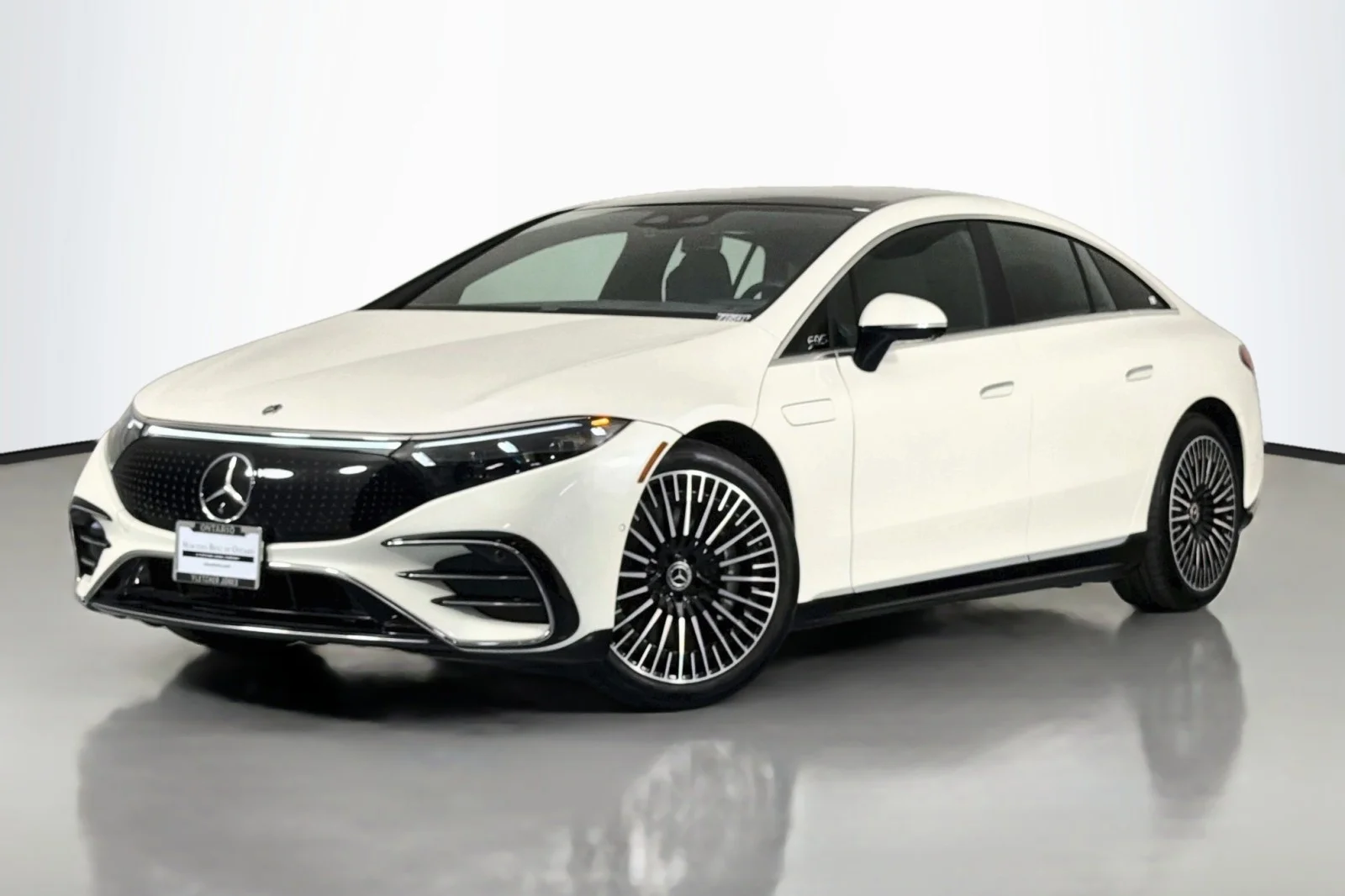 Certified Used 2023 MANUFAKTUR Diamond White Mercedes-Benz EQS 450+ image 1