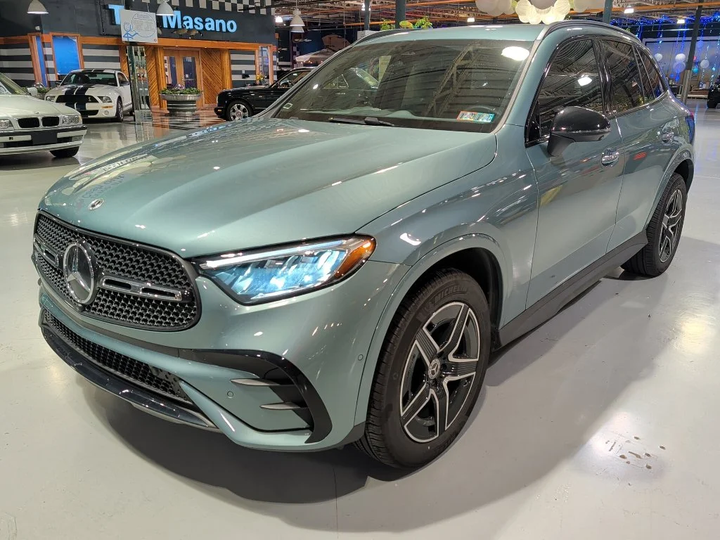 Used 2026 Silver Mercedes-Benz GLC 300 image 1