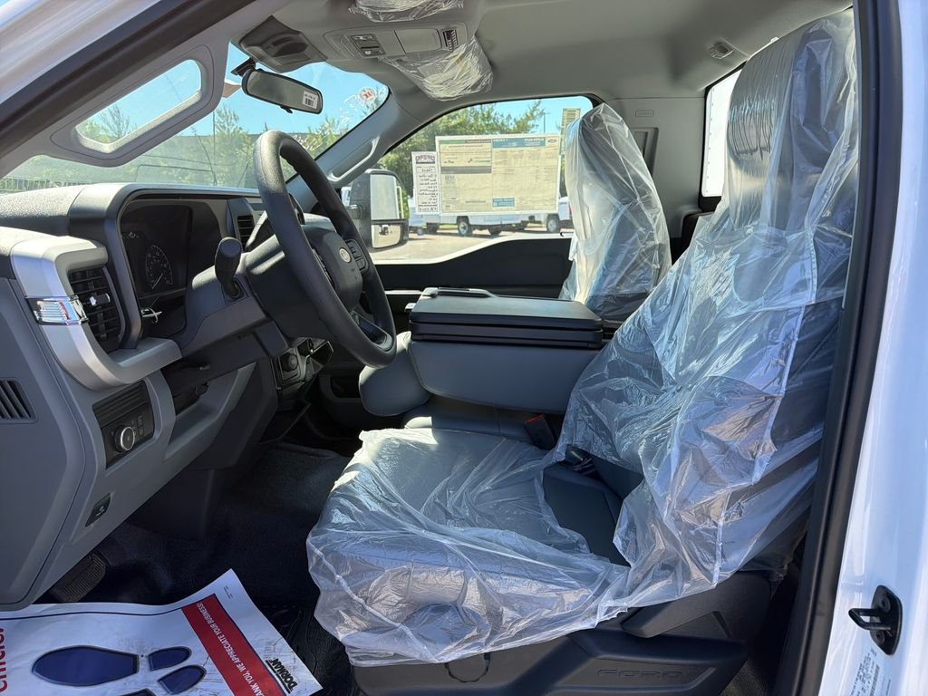 2026 Ford F-350 Super Duty Chassis Cab XL - Photo 14