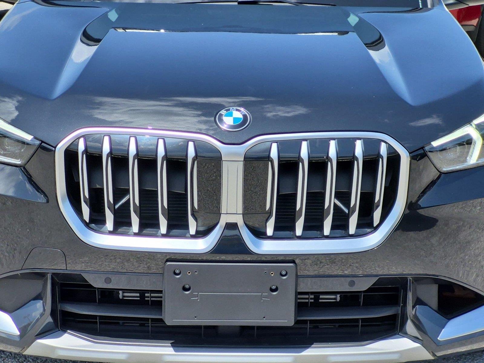 Used 2024 Black Sapphire Metallic BMW xDrive28i image 14