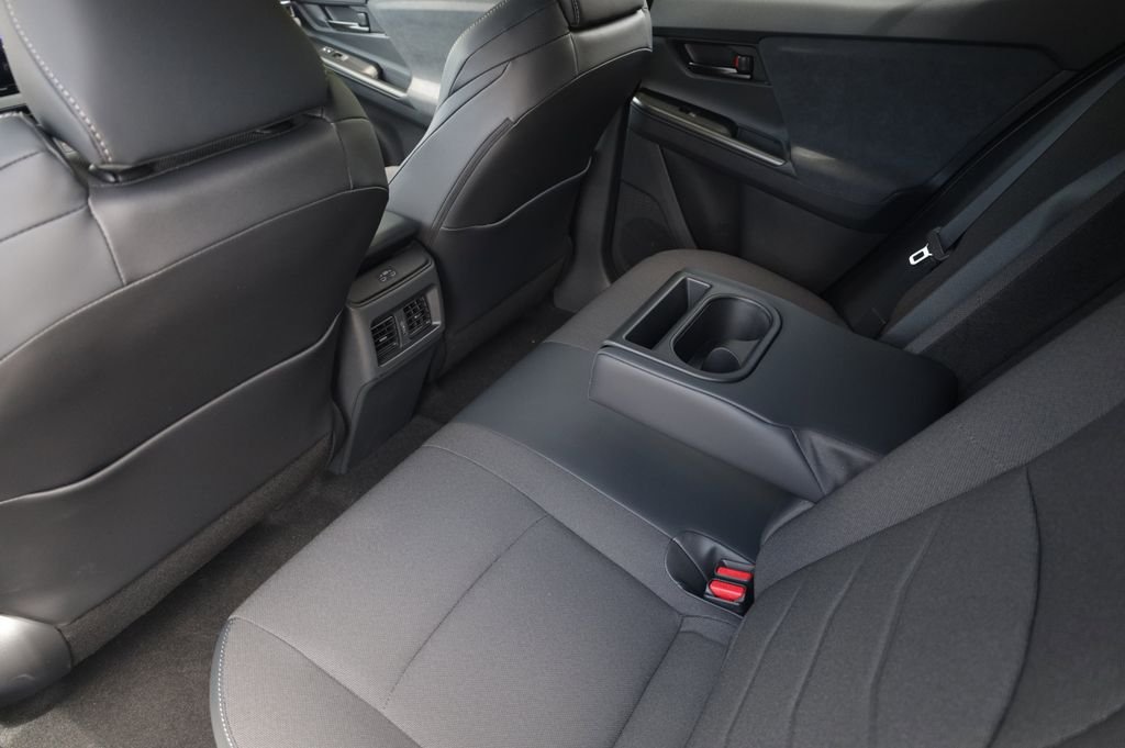 New 2026 Wind Chill Pearl <sup>1</sup> Toyota  SE image 23