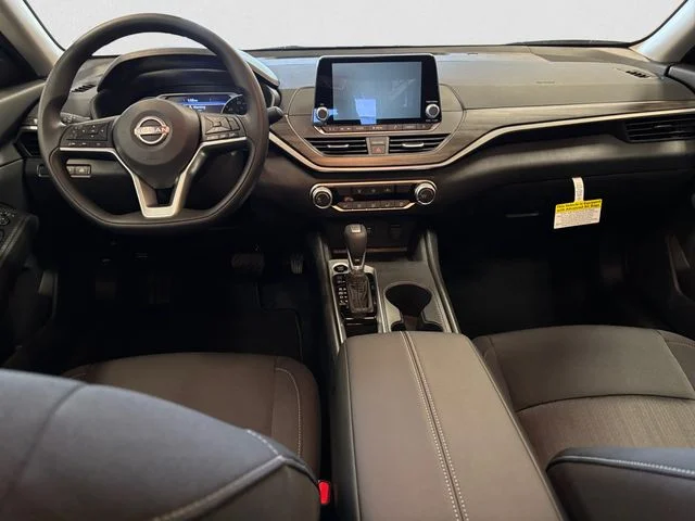 New 2026 White Nissan 2.5 SV image 11