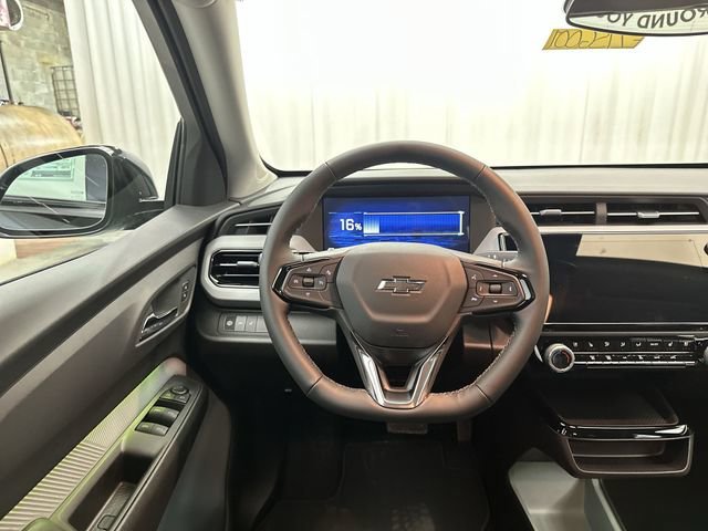 2027 Chevrolet Bolt RS - Photo 13