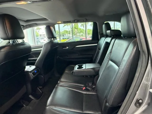 Certified Used 2017 Gray Toyota XLE image 7